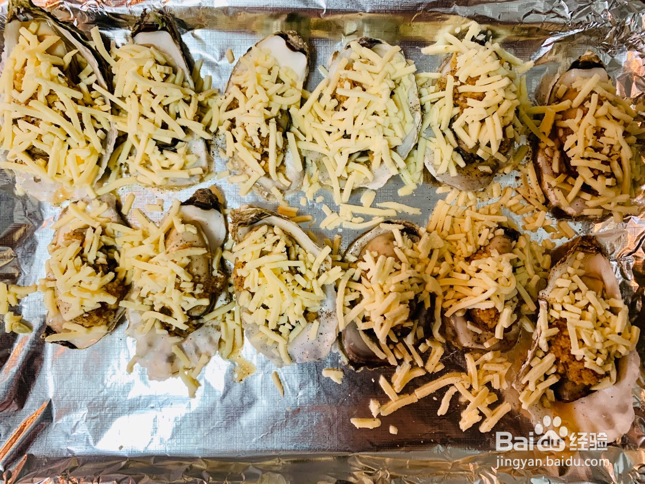 蒜蓉芝士焗生蚝的做法