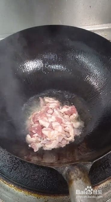 怎么做家常香干尖椒炒肉？