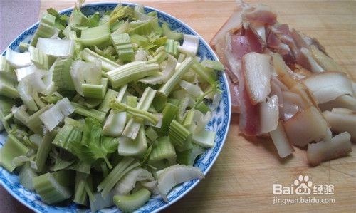 家常菜菜谱27：西芹炒腊肉--如何做西芹炒腊肉