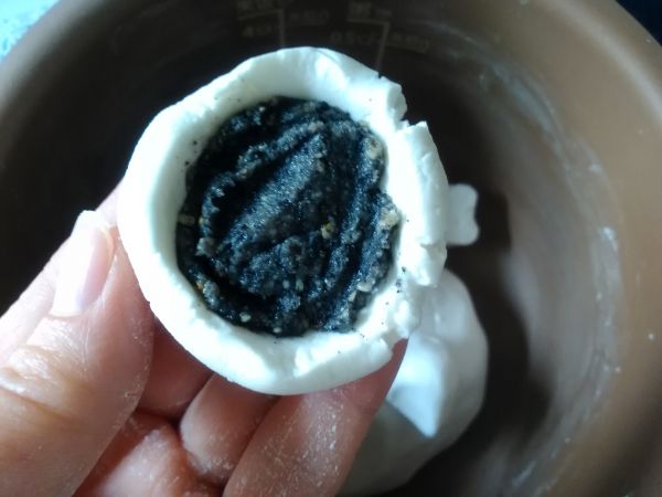 黑芝麻花生汤圆
