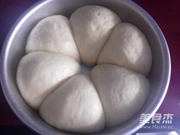 一次快发花朵面包