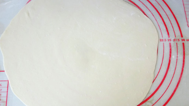 猪肉芹菜千层馅饼的制作方法