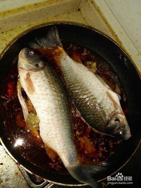 小米辣酱汤鲫鱼豆腐锅