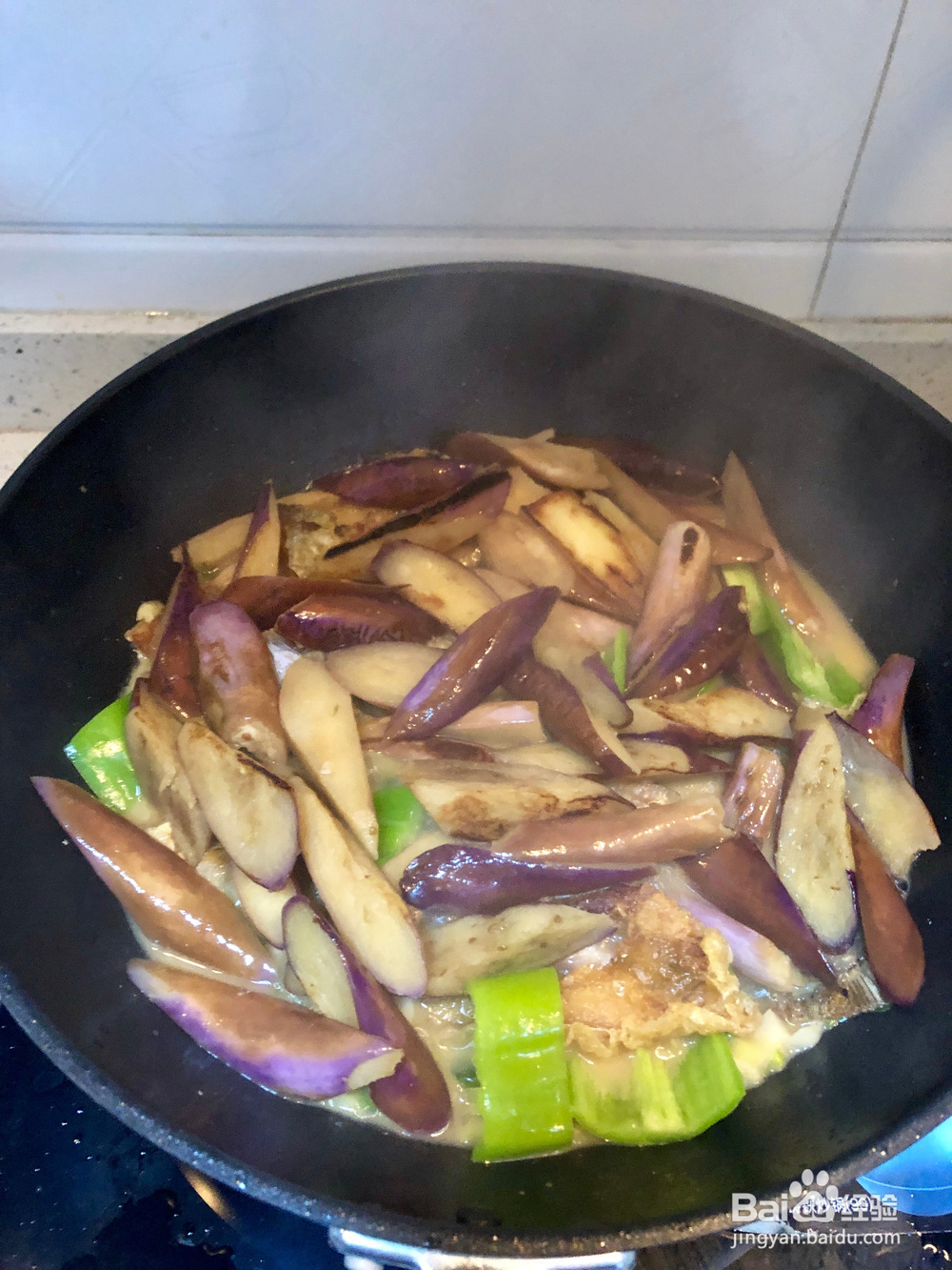 如何做咸鱼茄子煲