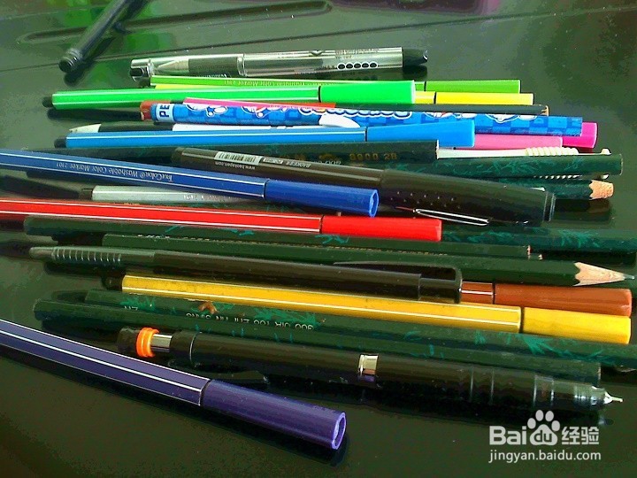 怎么让孩子识彩笔的颜色