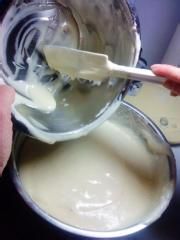 草莓夹心蛋糕卷的做法