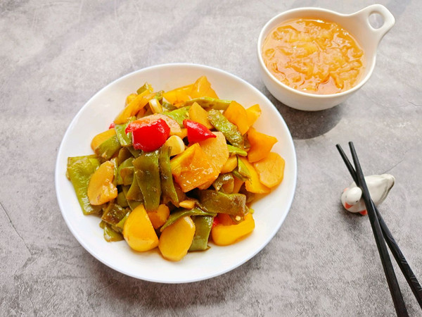 彩椒扁豆炒土豆