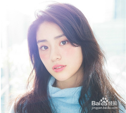 017流行的卷发发型