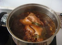 秘制酱肘子的做法,过节请客必备食谱哦