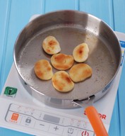 椒盐馒头片和鸡蛋馒头片