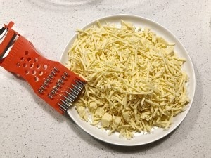 食补养生西兰花燕麦奶酪棒的做法
