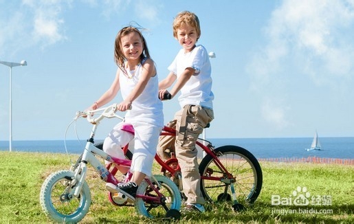 发生地震时怎样躲避才安全