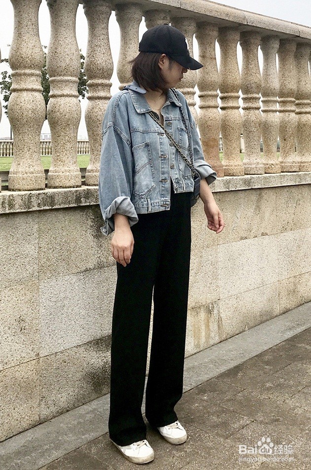 针织直筒裤上衣怎么配