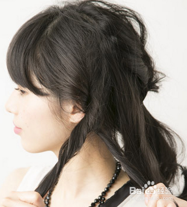 8步快速扎发法 打造优雅盘发造型