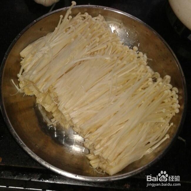 详细教你做蒜茸粉丝蒸金针菇
