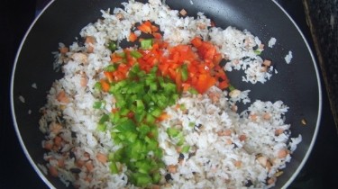 怎样做快手姜豉炒饭