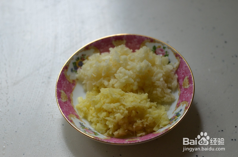 时令菜肴蒜香扁豆