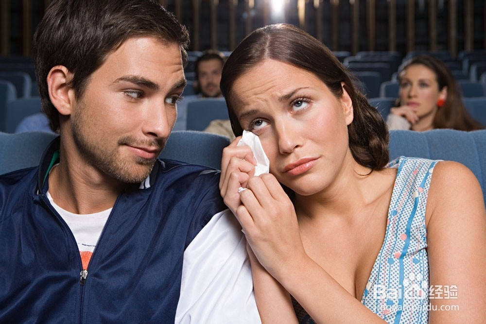 怎么陪女朋友看场电影—（小攻略）