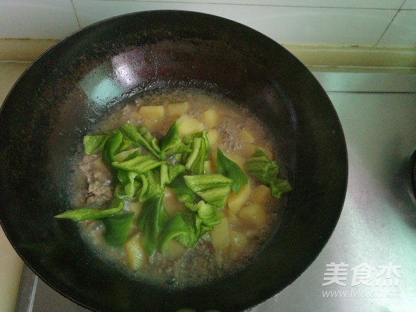 土豆牛肉的做法