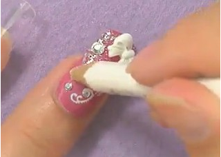 蝴蝶结美甲DIY教程