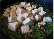 儿子放假了---豌豆溜豆腐