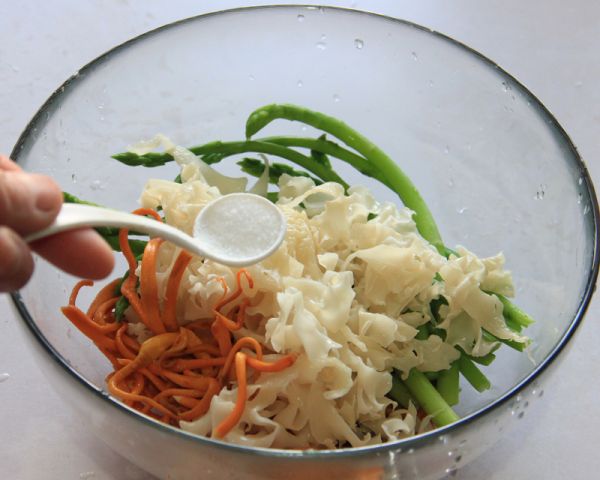 牛油果混合果汁