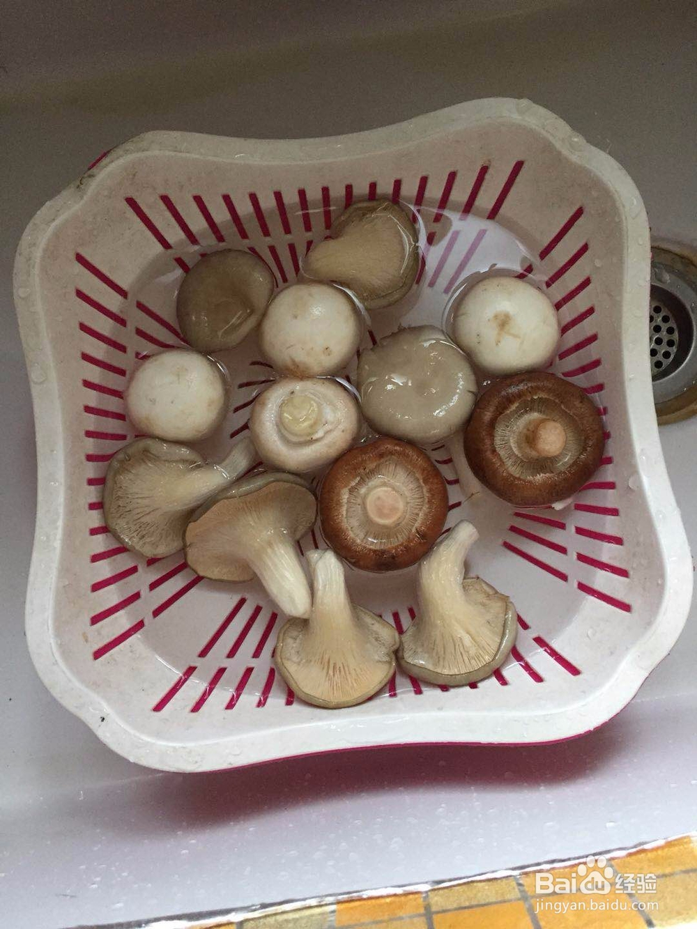 蘑菇青椒怎么做