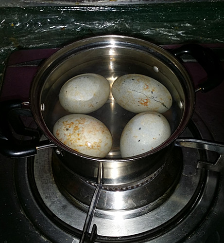 皮蛋剁椒拌金针茹