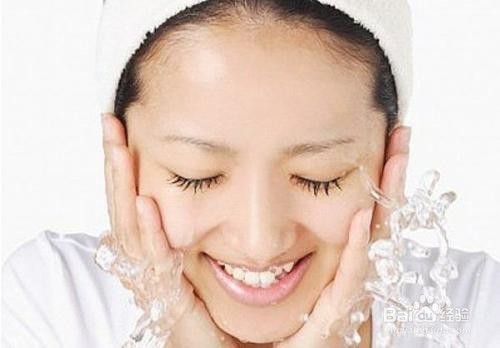 洗脸时哪些错误会危及到健康