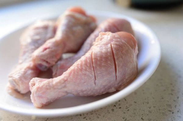 孜然香辣烤鸡腿