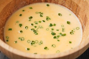 平底锅葱花蛋饼的做法