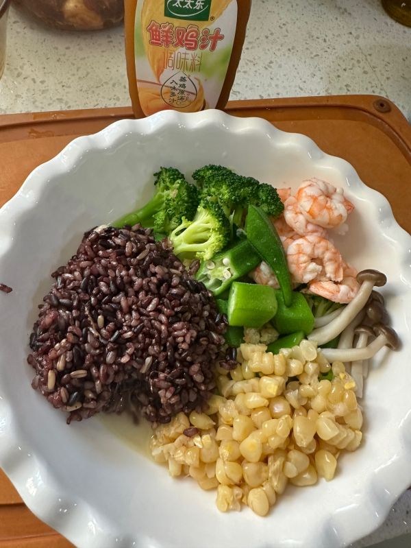 水煮鲜虾超级碗