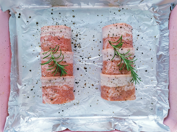 鸡肉培根苹果卷