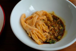 怎么做软糯鸭掌小火锅