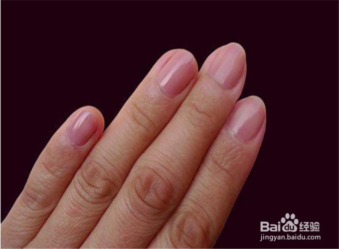 女人怎样保养指甲？