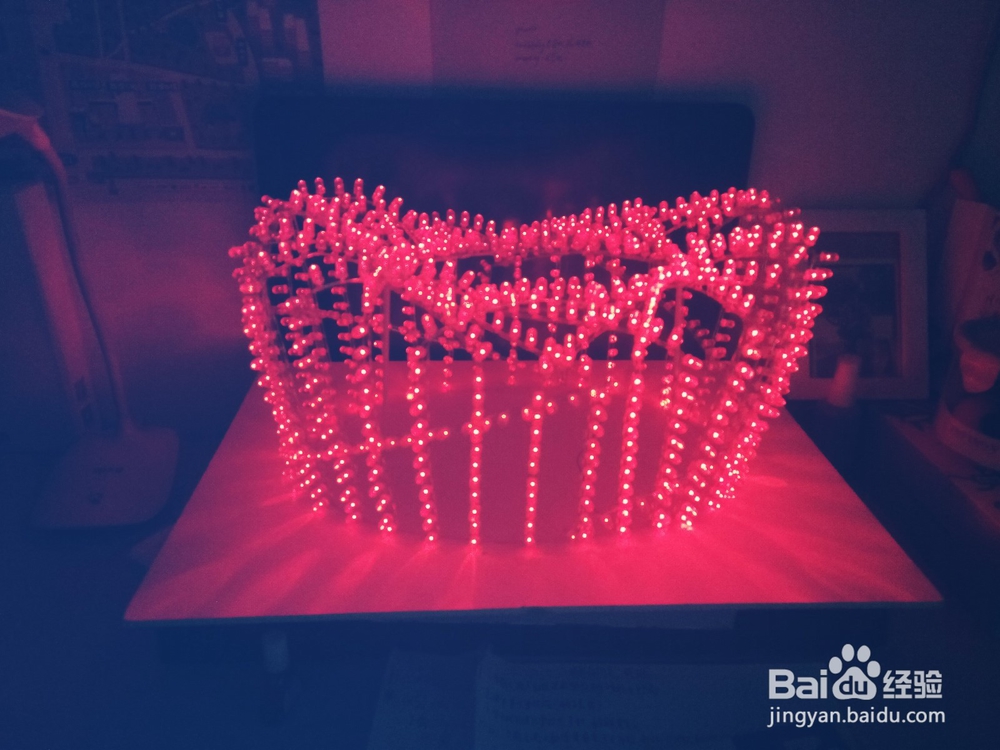 基于51单片机的LED灯鸟巢模型