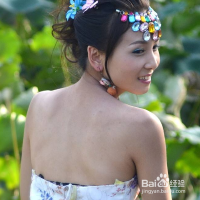 怎样拍好人在荷塘边