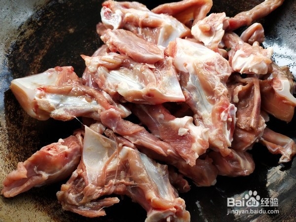麻辣鸭锁骨做法