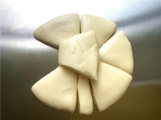 蝴蝶结面包怎么做