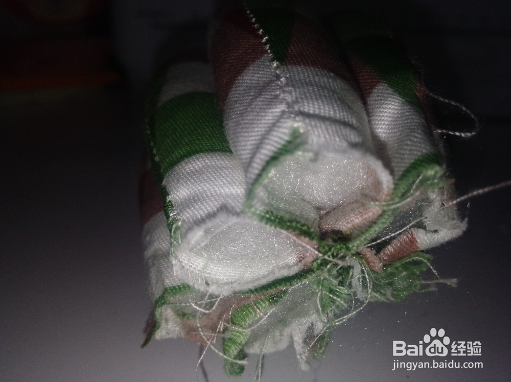 怎样做仙人掌针插？