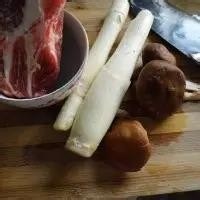 香菇茭白炒肉片