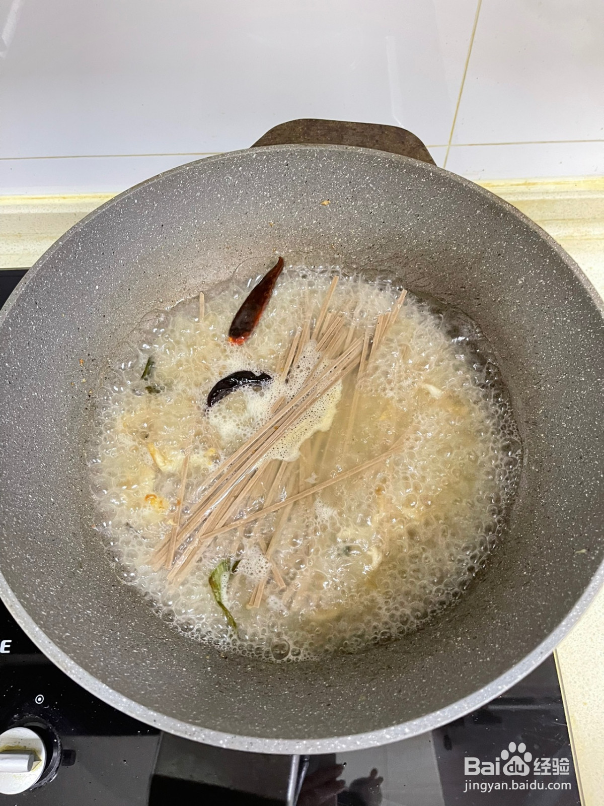 超简单的肉丝面的做法