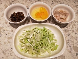 怎么做好吃的韭黄虾仁炒蛋