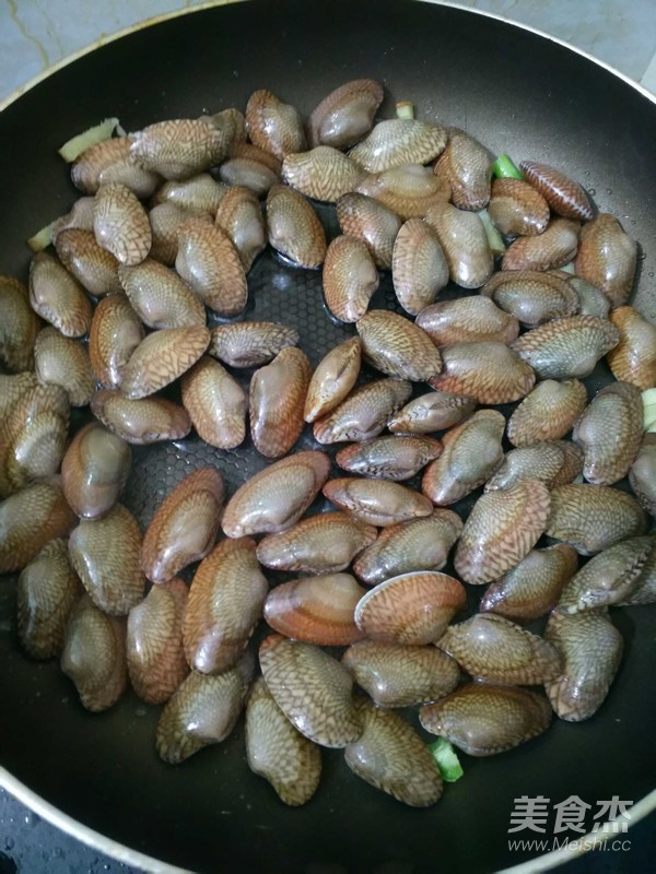 香辣花甲的做法