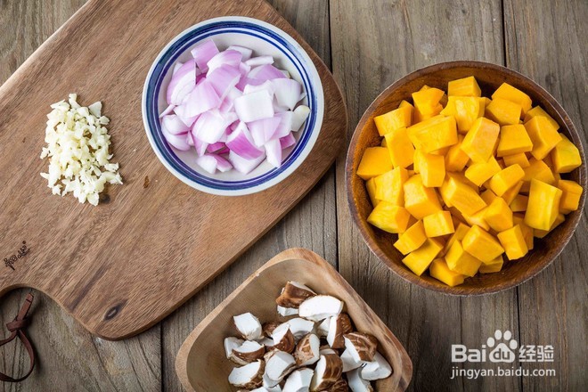 怎么做南瓜排骨焖饭