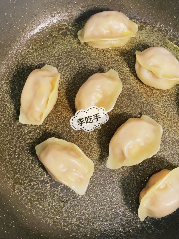生煎or锅贴饺子
