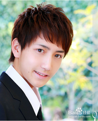 男神与你之间，只差这8款潮流发型！