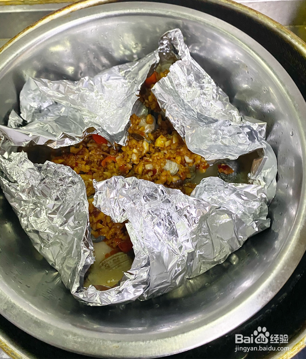 鲜辣又好吃的锡纸花甲粉的做法