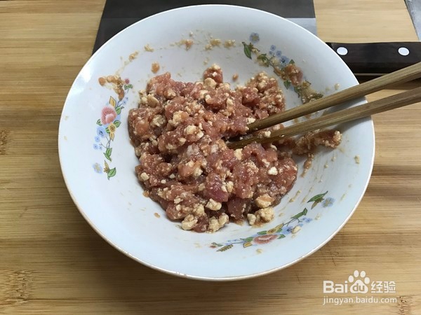 豆腐酿肉煲的做法