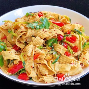 巨好吃的凉拌豆皮